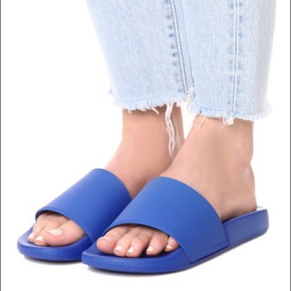 reebok insta pump fury vetements